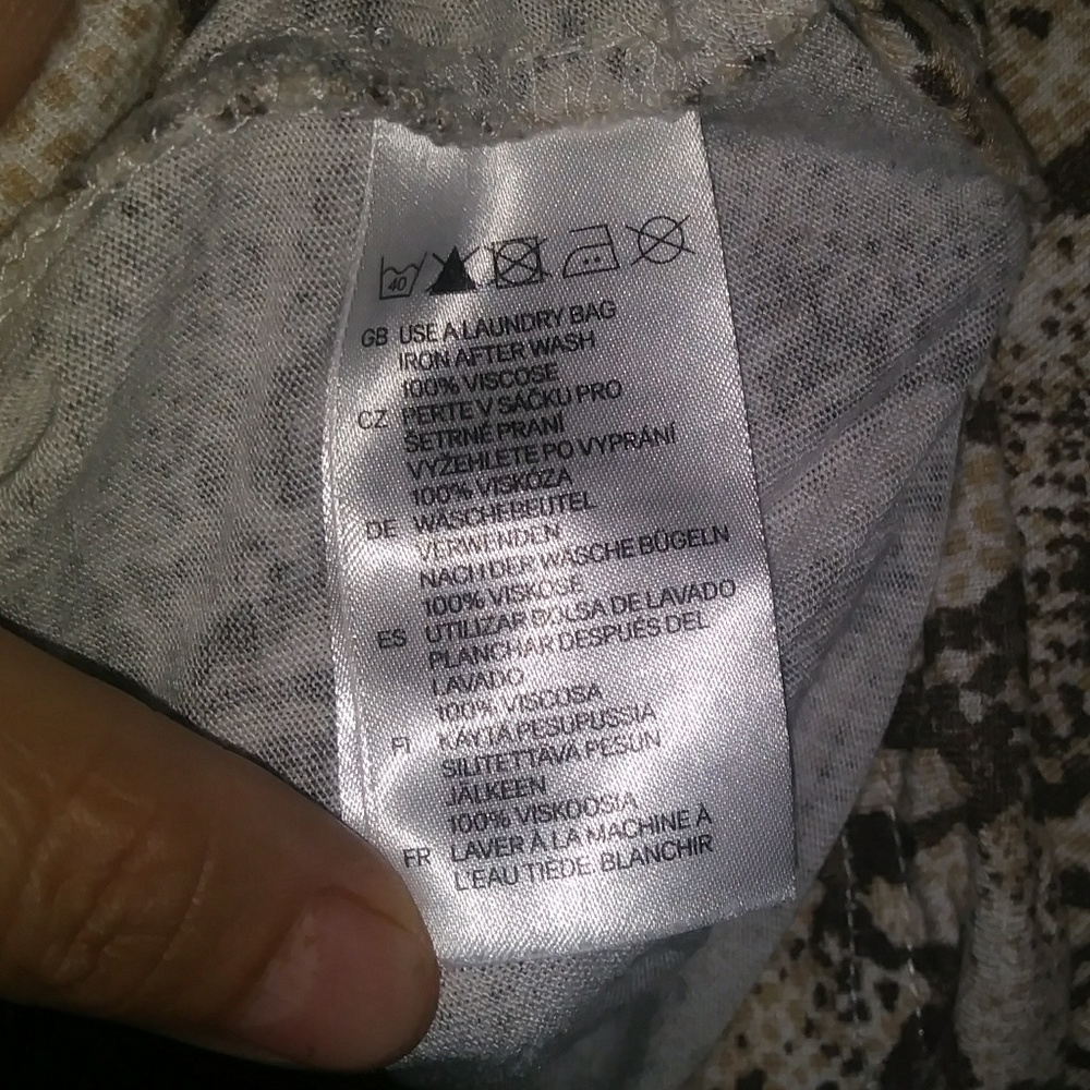 H&M Snake print sleeveless dress - Picture 5 of 5